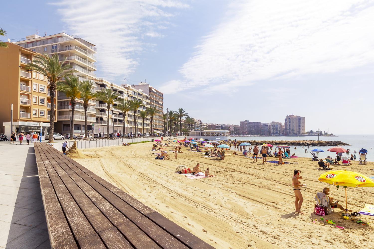 Apartamento Pink Azure Torrevieja Exteriör bild