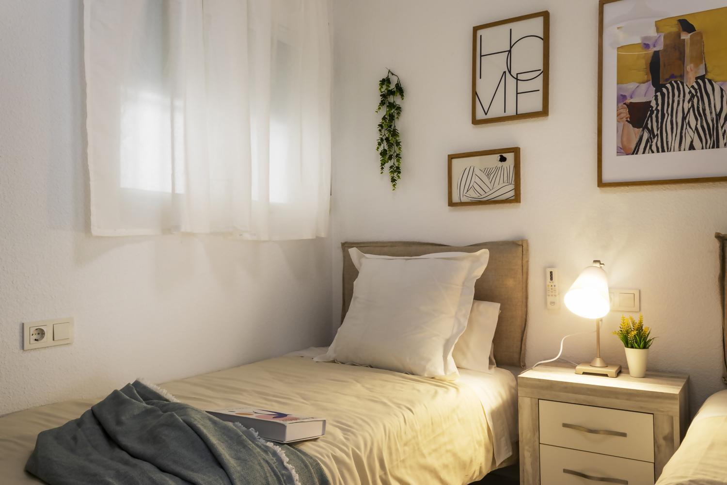 Apartamento Pink Azure Torrevieja Exteriör bild